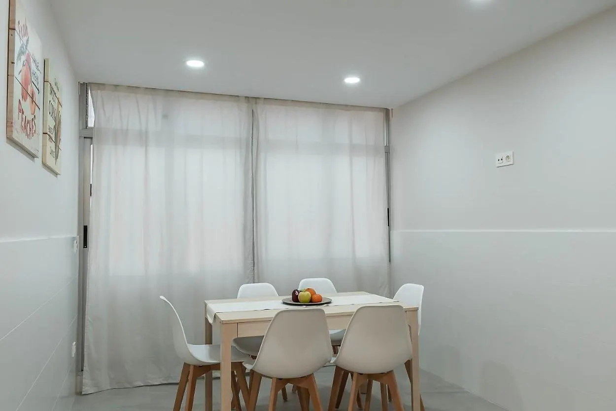 Funcional Y Renovado Apartamento En Iturrama Pamplona 0*,